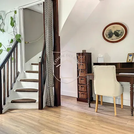 Appartement Le Donjon Des Rois à Dourdan Extérieur photo